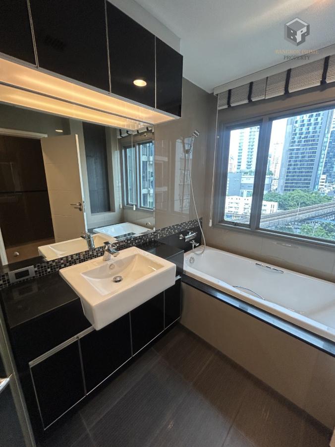 รูป The Crest Sukhumvit 34 | 🔥Best Price High Demand 🚝 100 Step to BTS Thonglor (50m) #2025121113409 - รูปที่ 9/10