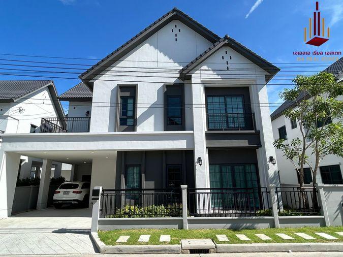 picture ✨ For Rent: Centro Bangna✨  💰 Only 120,000 THB/month - 1/8