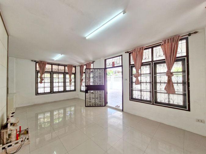 picture HK0480, House for rent 3 Br.,Huaikhwang - 7/17