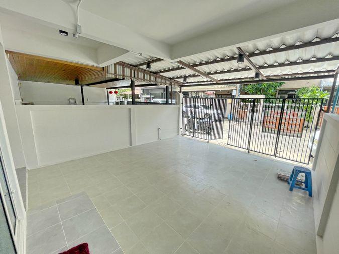 picture Hk0668, Townhouse for rent 3 Br., Sutthisan-Inthamara. - 3/14