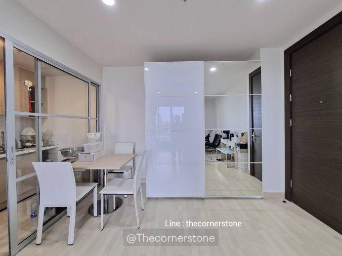 picture For Rent ❗️ 𝐀 𝐒𝐩𝐚𝐜𝐢𝐨𝐮𝐬 𝟏𝐁𝐞𝐝𝐫𝐨𝐨𝐦 𝐮𝐧𝐢𝐭. “ 𝐑𝐡𝐲𝐭𝐡𝐦 𝐑𝐚𝐭𝐜𝐡𝐚𝐝𝐚 “ Size 𝟱𝟭 Sq.m. Next to MRT-Ratchadapisek - 7/17