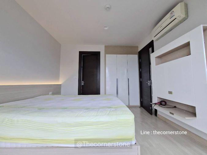 picture For Rent ❗️ 𝐀 𝐒𝐩𝐚𝐜𝐢𝐨𝐮𝐬 𝟏𝐁𝐞𝐝𝐫𝐨𝐨𝐦 𝐮𝐧𝐢𝐭. “ 𝐑𝐡𝐲𝐭𝐡𝐦 𝐑𝐚𝐭𝐜𝐡𝐚𝐝𝐚 “ Size 𝟱𝟭 Sq.m. Next to MRT-Ratchadapisek - 4/17