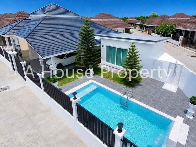 picture Beautiful house in Pattaya, Chokchai Village 10. Spacious area, fully functional, move in Ready - 1/12