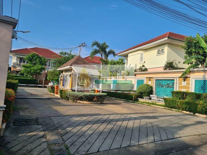 รูป 🏠 ให้เช่าบ้าน : Baan Narawan Pattanakarn 44 (บ้านนาราวัลย์ พัฒนาการ 44) รหัสทรัพย์ | 📌LNP-H518 - รูปที่ 25/30
