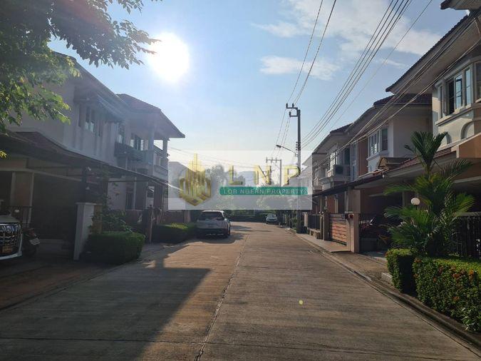 รูป 🏠 ให้เช่าบ้าน : Baan Narawan Pattanakarn 44 (บ้านนาราวัลย์ พัฒนาการ 44) รหัสทรัพย์ | 📌LNP-H518 - รูปที่ 28/30