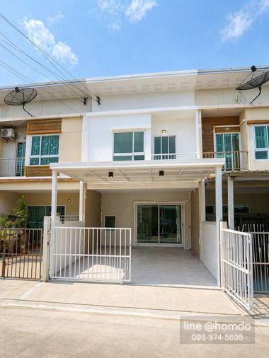 รูป 🏡 หลุดจอง! ทาวน์โฮมพัฒนาการ 38 จอดรถได้ 3 คัน เพียง 3.99 ล้าน ใกล้รถไฟฟ้าและทางด่วน - รูปที่ 1/11