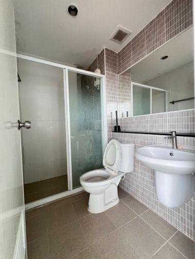 รูป 💥💥ขายถูก!! คอนโด Regent Home 28 บางซ่อน 2Bed2Bath 56 ตรม.ชั้น 28 คึก A ใกล้ MRT บางซ่อน💥💥 สนใจแอดไลน์ ID LINE: @atfirm📲 - รูปที่ 13/23