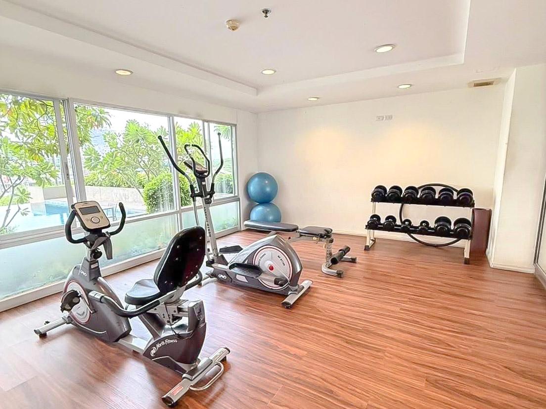 picture Lumpini Ville Sukhumvit Pattaya North Condo for Sale Studio - 10/12