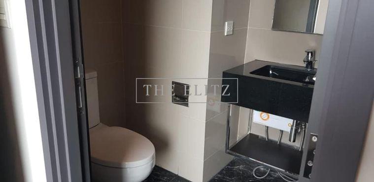 รูป ✨The Ultimate Asoke Lifestyle | Stylish Luxury Condo for Rent, Steps away from BTS & MRT Interchange✨ - รูปที่ 8/18