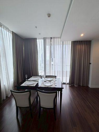 รูป RS6578 ให้เช่า The Willows Sathorn พร้อม Private Lift และบริการแม่บ้านฟรี ใกล้ BTS ช่องนนทรี  - รูปที่ 11/51