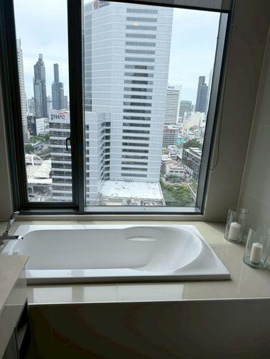 รูป RS6578 ให้เช่า The Willows Sathorn พร้อม Private Lift และบริการแม่บ้านฟรี ใกล้ BTS ช่องนนทรี  - รูปที่ 28/51