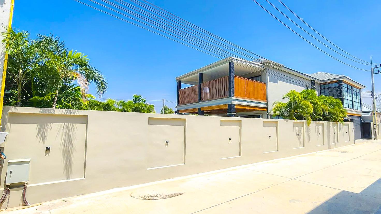 รูป Luxury Pool Villa for Rent Mabprachan East Pattaya New 2Storey - รูปที่ 13/13