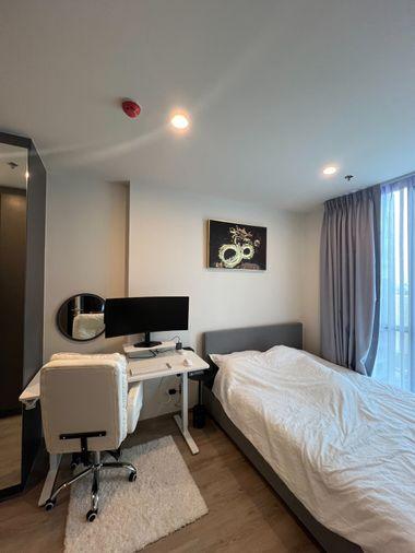 picture Ready to move in " 𝐍𝐮𝐞 𝐃𝐢𝐬𝐭𝐫𝐢𝐜𝐭 𝐑𝟗 " Floor 32 , Fully Furnished , Near : MRT-Rama 9 , G Tower - 1/13