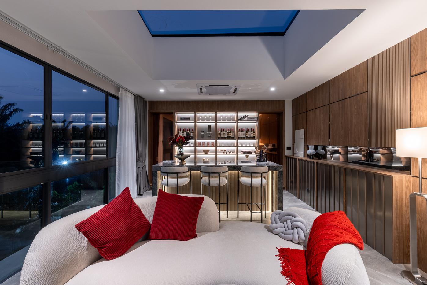 รูป Luxury Pool Villa for Rent Huay Yai East Pattaya - รูปที่ 4/15
