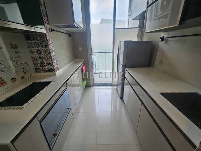 รูป ✨ The Ultimate Sathorn Living | Luxury Condo for Rent Near BTS Surasak & Silom ✨ - รูปที่ 3/12