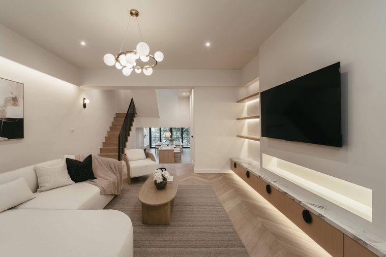 รูป ขายทาวน์โฮมหรู รีเจ้นท์ 71 เพลส (Regent 71 Place) ใจกลางเอกมัย–ทองหล่อ พร้อมเข้าอยู่!(TH6904) - รูปที่ 2/12