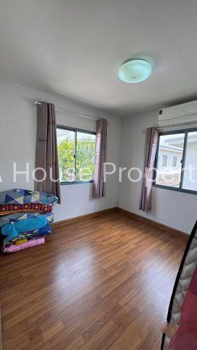 รูป ขายบ้านแฝด โครงการ บ้านไลฟ ซอย12 ทำเลดี ใกล้อมตะนคร ชลบุรี - รูปที่ 10/12