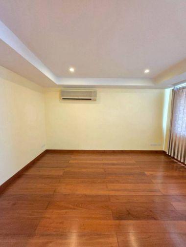 รูป ขายบ้านพักตากอากาศติดทะเลจอมเทียน พัทยา วิวทะเลสวย ทำเลหายาก - รูปที่ 15/20