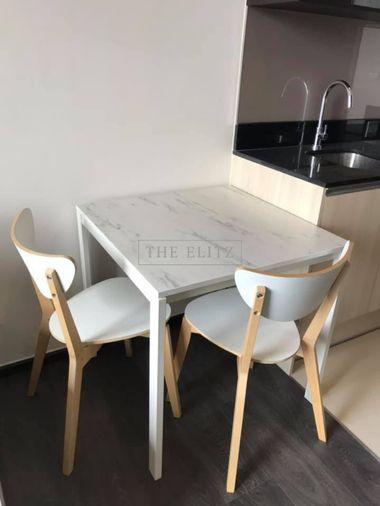 รูป ✨The Ultimate Asoke Lifestyle | Stylish Luxury Condo for Rent, Steps away from BTS & MRT Interchange✨ - รูปที่ 5/18