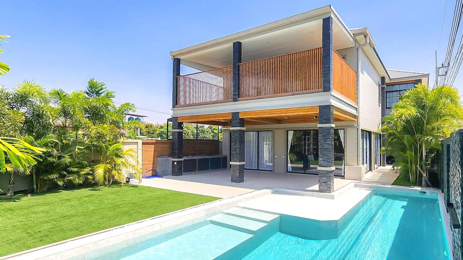รูป Luxury Pool Villa for Rent Mabprachan East Pattaya New 2Storey - รูปที่ 12/13