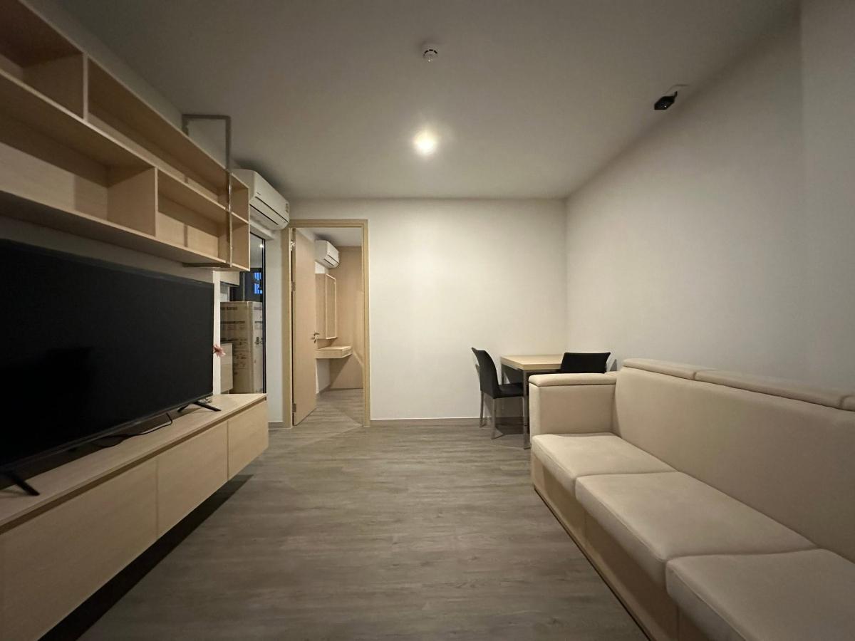 picture  The Shade Sathon  1 Condo For Rent / Line : @mintocondo - 2/10