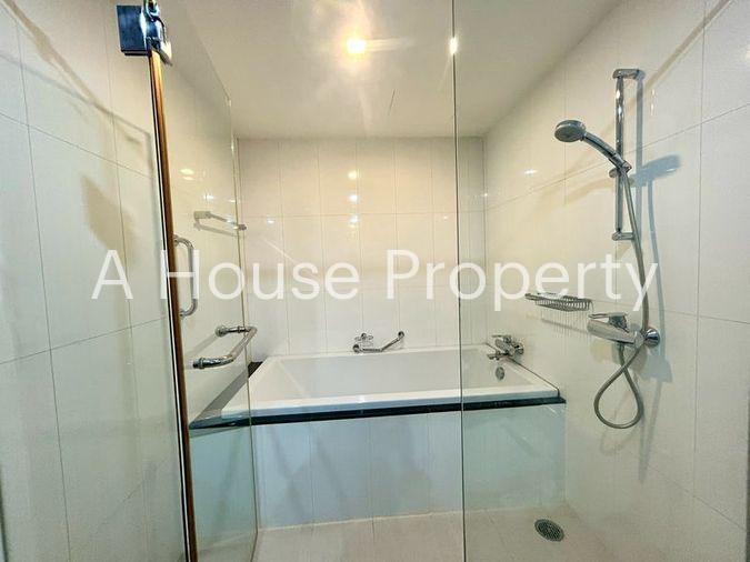picture Condo for rent, Golden Coast Sriracha. Beautiful room, move in Ready - 13/19