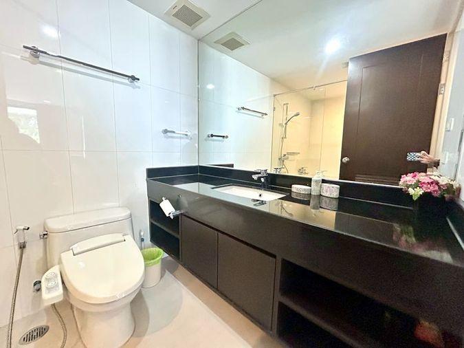 picture Condo for rent, Golden Coast Sriracha. Beautiful room, move in Ready - 11/19