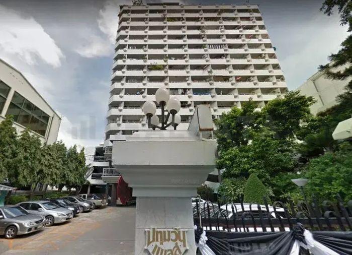 picture ✨ For Sale: Pathumwan Place Condo ✨  💰 Only 5,590,000 THB - 1/2