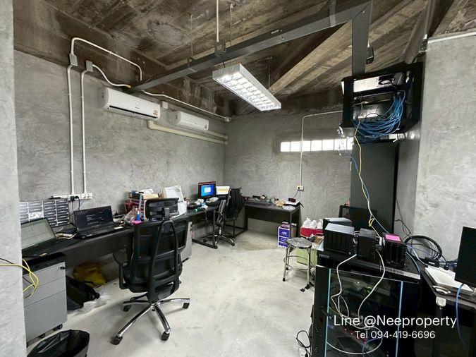 รูป ขาย อาคารพาณิชย์ 7 ชั้น พร้อมโกดัง บนทำเลศักยภาพย่านศรีนครินทร์ (OF6902) - รูปที่ 10/16