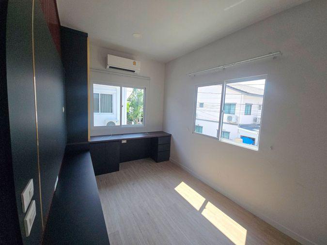 รูป 🏡🔥 ขาย ทาวน์โฮมโมดิ วิลล่า บางนา (Modi Villa Bangna) | ทำเลศักยภาพ ใกล้มหาวิทยาลัยเอแบค บางนา - รูปที่ 9/9