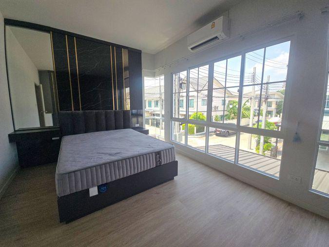 รูป 🏡🔥 ขาย ทาวน์โฮมโมดิ วิลล่า บางนา (Modi Villa Bangna) | ทำเลศักยภาพ ใกล้มหาวิทยาลัยเอแบค บางนา - รูปที่ 3/9