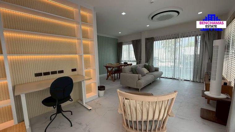 picture Venue ID Vibhavadi–Phaholyothin | Near Don Mueang Tollway - 4/20