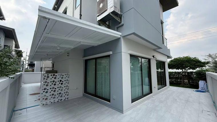 picture Venue ID Vibhavadi–Phaholyothin | Near Don Mueang Tollway - 2/20