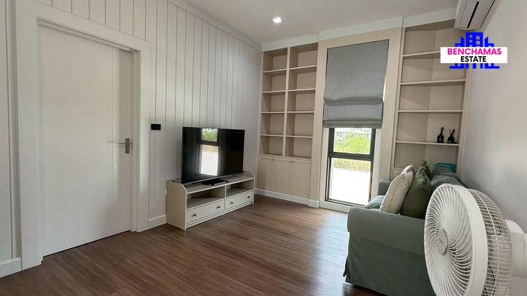 picture Venue ID Vibhavadi–Phaholyothin | Near Don Mueang Tollway - 7/20