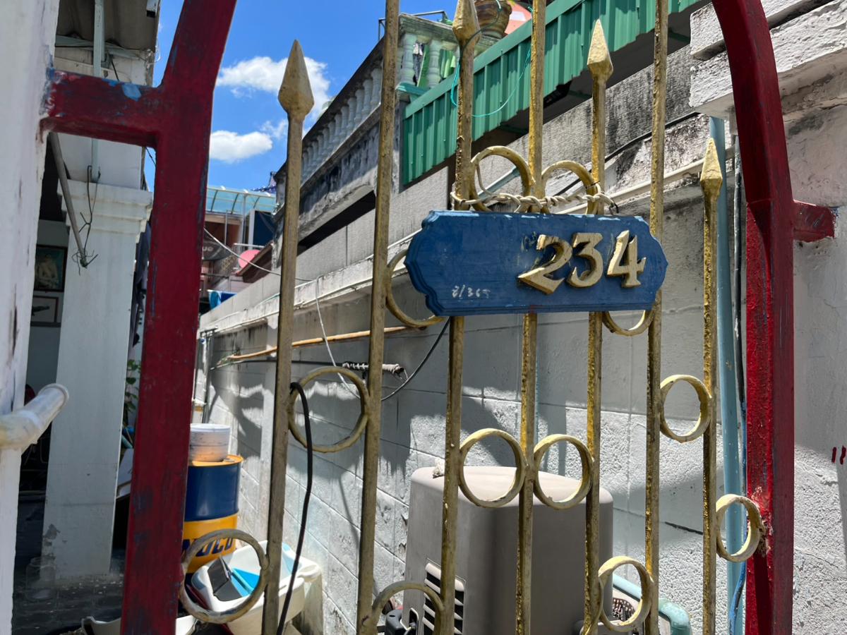 รูป BL144|บ้านเดี่ยว 2 ชั้น โครงการ ชัยมงคล (หลังมุม) ซอย 8  ถนนกาญจนาภิเษก ถนนเพชรเกษม เขตบางแค กรุงเทพ   (ราคา 4,690,000  บาท)  - รูปที่ 9/17