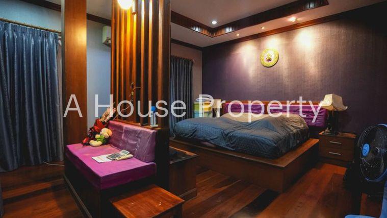 picture A luxury mansion on a large plot of land, located on the main Chak Kho-Nong Kham road in Sriracha. - 20/20