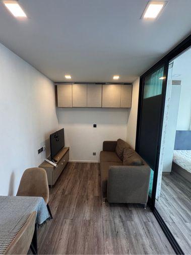รูป ✨ขาย คอนโด Brown Condo Huai Khwang (บราวน์ คอนโด ห้วยขวาง)    ทำเลดี 2 ห้องนอน เฟอร์นิเจอร์ครบ ✨พร้อมโควต้าต่างชาติ (FQ) - รูปที่ 3/10