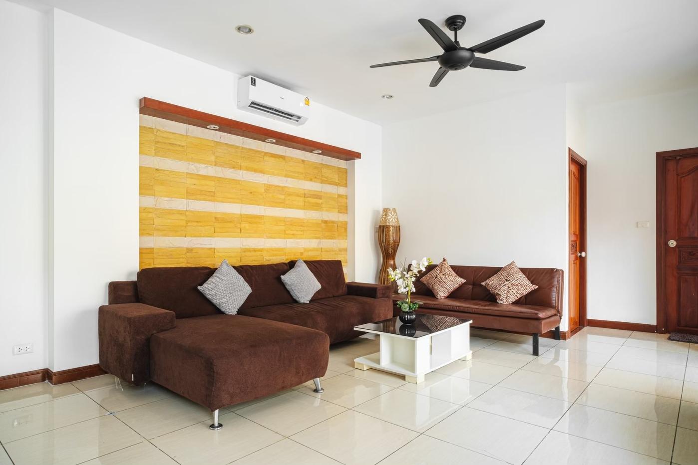 รูป Pet Friendly Italian Style Pool Villa for Rent North Pattaya - รูปที่ 1/13