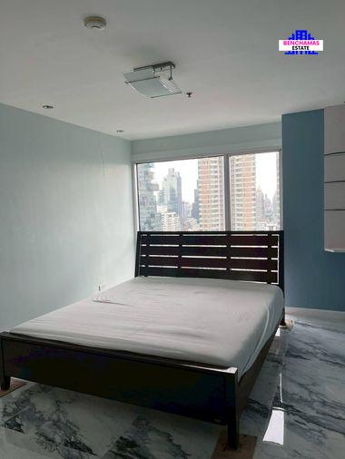 picture ðĨ Condo for Sale | Silom Suite | Only 100 meters from BTS Saint Louis - 1/7
