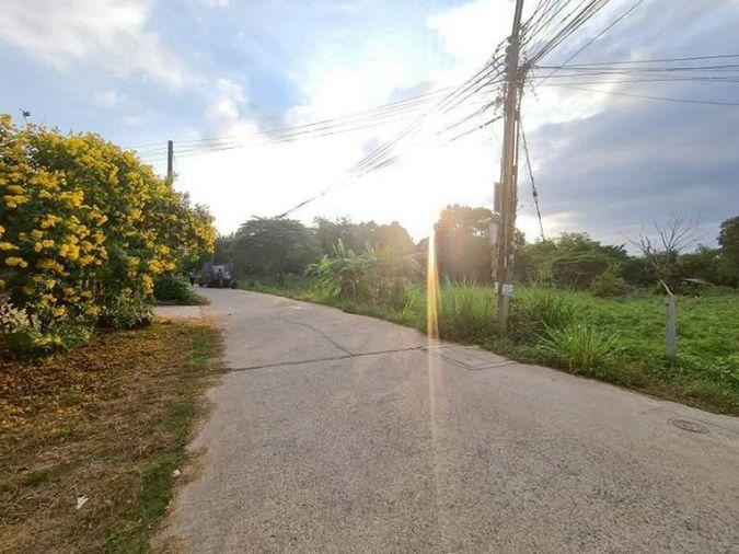 รูป ขายที่ดินบางเสร่ สัตหีบ ชลบุรี ใกล้ถนนสุขุมวิท ทำเลดี เดินทางสะดวก - รูปที่ 11/12
