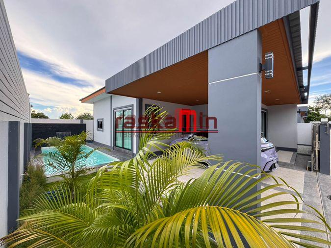 รูป 🏡 บ้านพูลวิลล่าใหม่ให้เช่า พร้อมสระว่ายน้ำ 3 ห้องนอน | พัทยา | 47,000 บาท/เดือน - รูปที่ 1/23