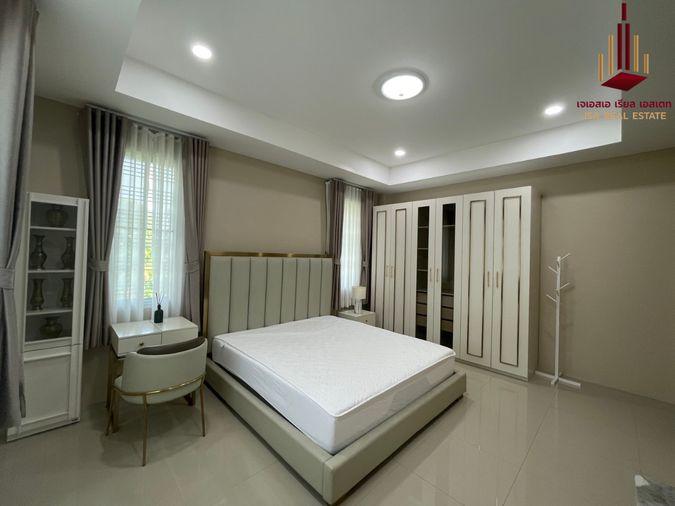 picture ✨ For Rent: Baan Suan Naramit Watcharapon - Permsin ✨    💰 Only 180,000 THB/month - 5/13