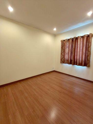 รูป ให้เช่าบ้านเดี่ยว หมู่บ้านภัสสร ไพรด์ ปิ่นเกล้า–วงแหวน หลังมุม พร้อมเฟอร์ฯ ครบ เลี้ยงสัตว์ได้ เข้าอยู่ได้ทันที (H6912) - รูปที่ 10/12
