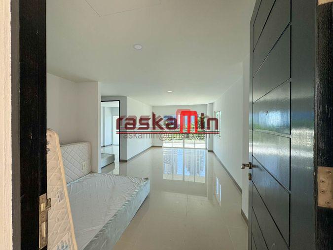 รูป 🌊 ขายคอนโด Wongamat Privacy Residence 2 ห้องนอน 2 ห้องน้ำ 107 ตร.ม. เพียง 3.35 ล้านบาท ชื่อไทย 🌊 - รูปที่ 1/12