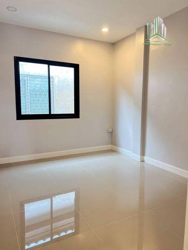 picture ⭐✨RH-051 Townhouse for Sale at Lapawan 3 ✨⭐ - 10/15