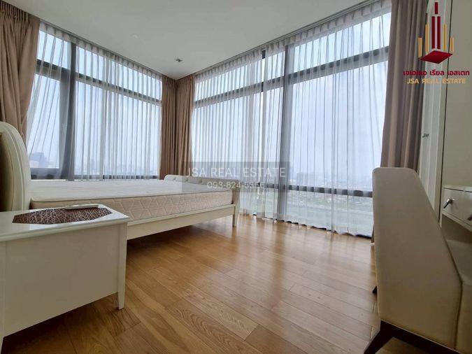 picture ✨ For Sale: Circle Living Prototype Condo ✨ 💰 Only 12,490,000 THB - 8/10