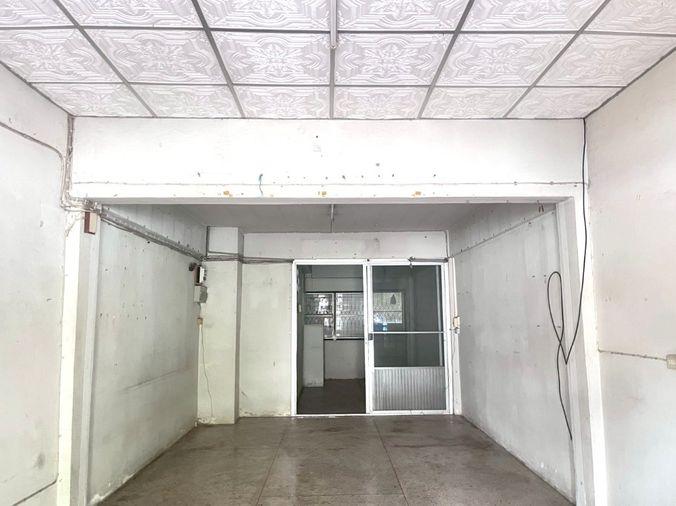 รูป AL-2-0562|ทาวน์เฮ้าส์ 2.5 ชั้น เลขที่ 92/98 ซอยมิตรภาพ 20 (สวัสดี) มิตรภาพ (2) ต. ในเมือง อ.เมืองขอนแก่น จ.ขอนแก่น  (ราคา 1,900,000 บาท) - รูปที่ 7/11