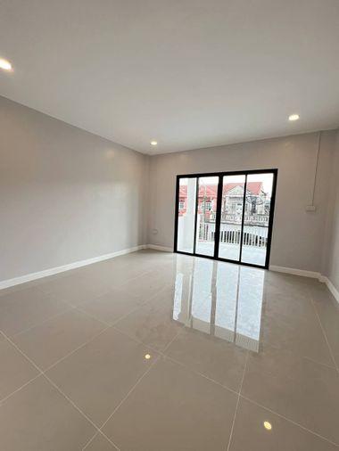 picture ⭐✨RH-051 Townhouse for Sale at Lapawan 3 ✨⭐ - 11/15