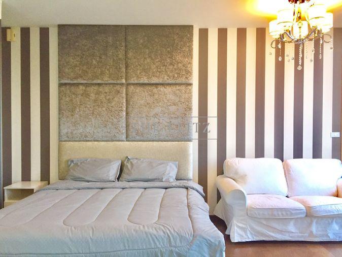 picture ✨ Zero Steps to BTS Thonglor! 🚉 Luxury Condo for Rent with Direct Skywalk Access ✨ - 3/13