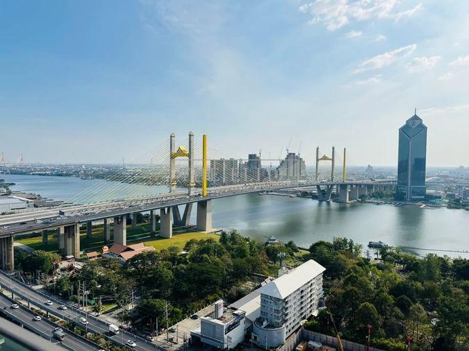 picture ✨ The Epitome of Riverfront opulence! Pristine, never-occupied Luxury Condo for Sale with stunning 360-degree River Views ✨ - 8/25